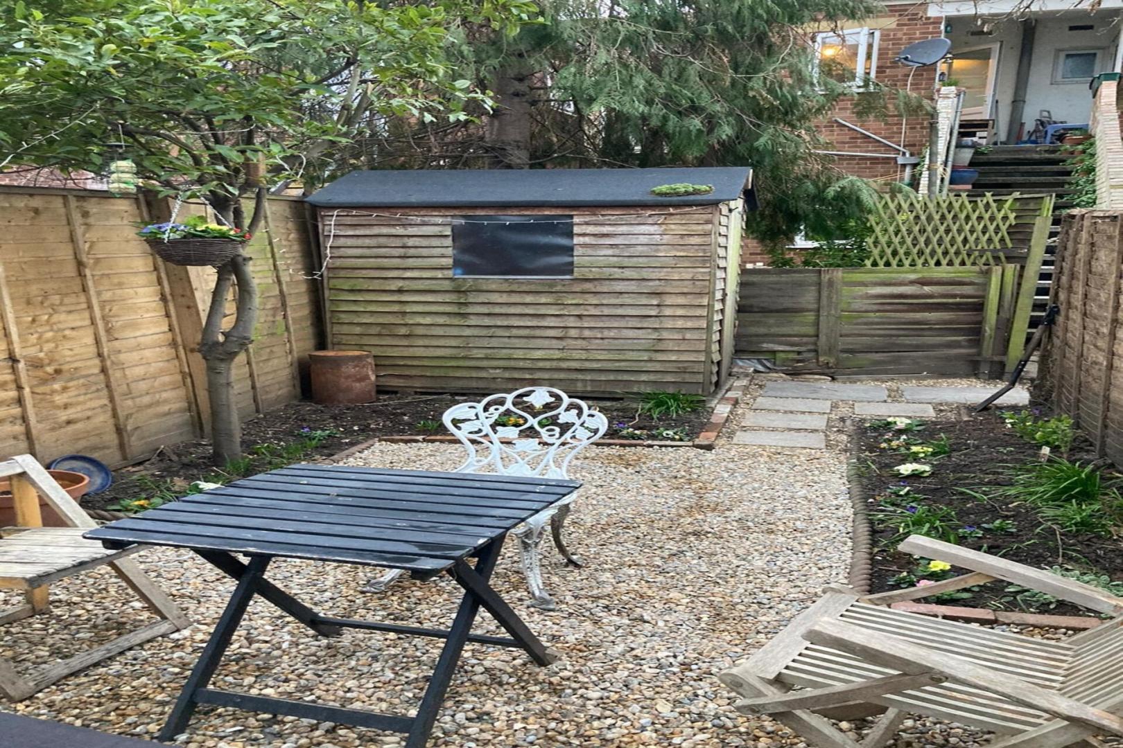 Lovely & Spacious 1 bedroom property with garden near Piccadilly line  Terront Road, Turnpike Lane